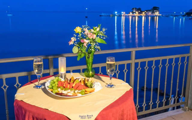 Denise Beach Hotel