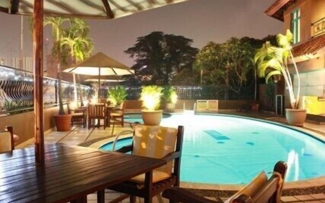 Travellers Suites