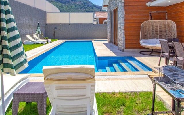 Villa Patara Tiffany