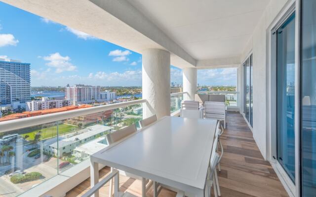 Private Residences at Conrad by Lrmb