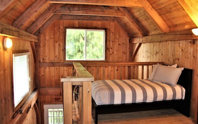 Black Bear Cottage
