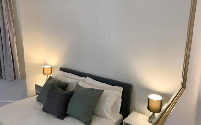 Bedford Road Garden Apartment