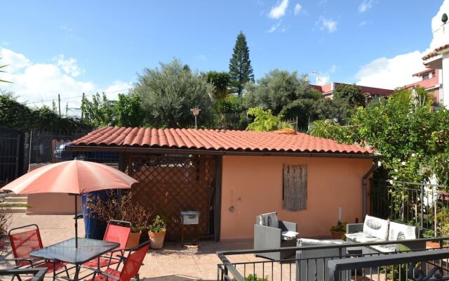Lovely Holiday Home in Giardini Naxos near Sea