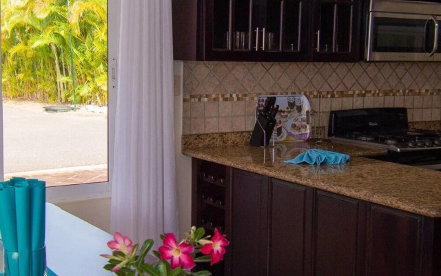 Privacy and Comfort Luxury 6 Bedroom Villa