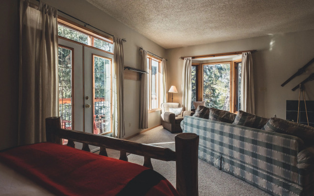 Mount Engadine Lodge