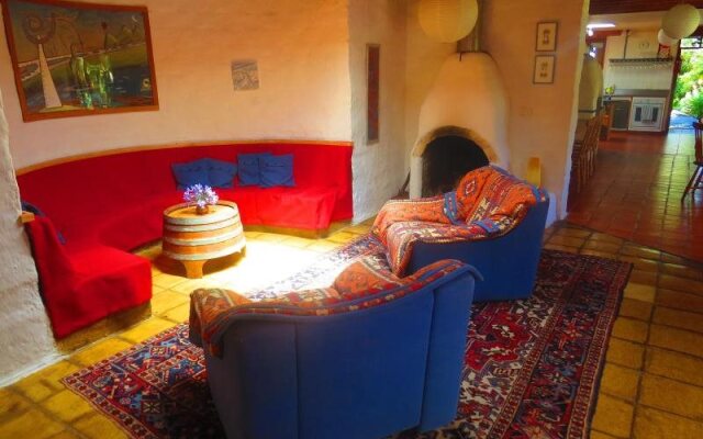Sans Souci Inn