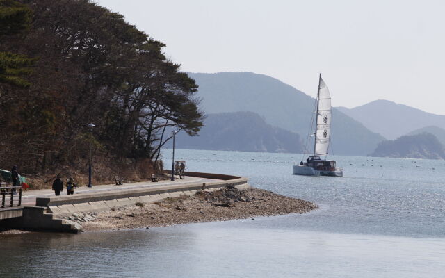 Hansan Marina Hotel & Resort