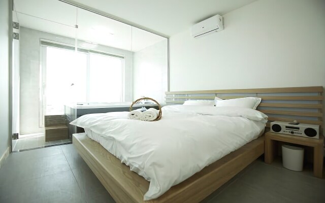 Ganghwa Romantic Cube Pension
