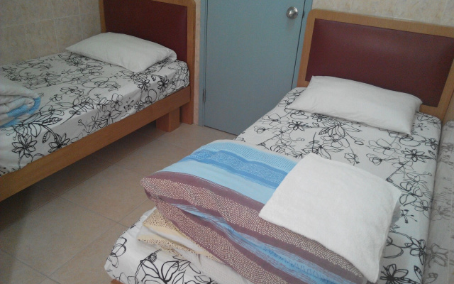 Fortunate Guest House – Guest Rooms – Hong Kong