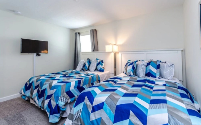 6 Bedroom 5 Bathroom Villa 1573sw