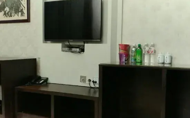 Longyuan Hotel