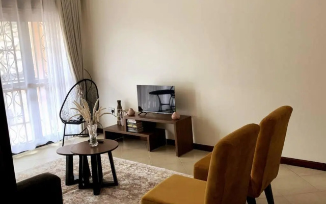 Cozy 2-bedroom Apartment within city limits.