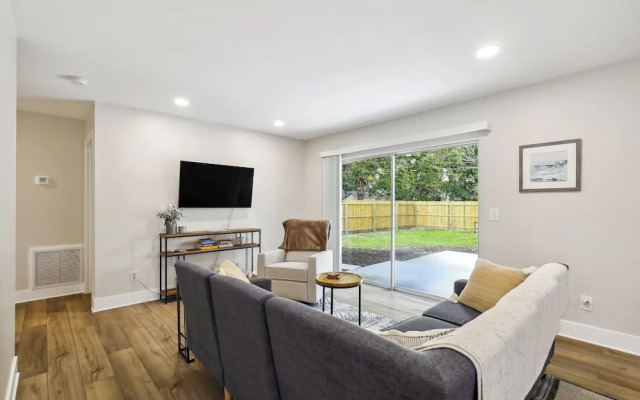 Tampa Vacation Rental ~ 3 Mi to Downtown!