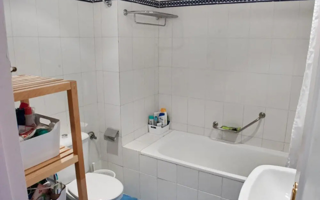 Apartment - 2 Bedrooms with Pool and WiFi - 107349