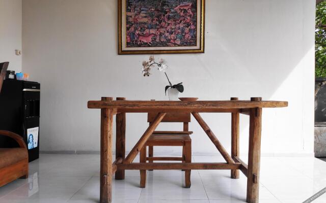 OYO 3833 Abian Villa By Nur Abian