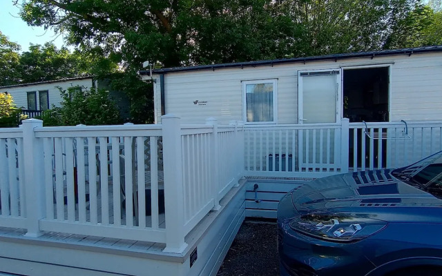Comfortable Family Caravan in Weymouth