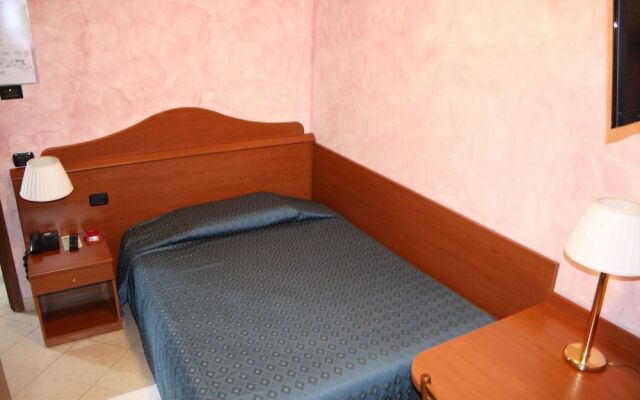 Hotel Italia Risorta
