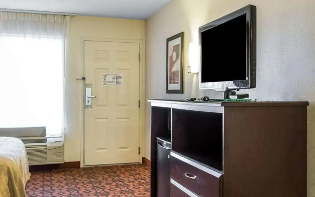 Quality Inn & Suites