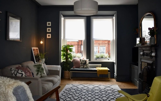 Beautiful 3 Bedroom Hove Townhouse With Garden