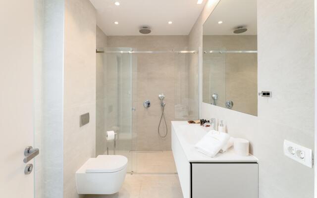 Anabel in Hvar with 4 bedrooms and 4 bathrooms