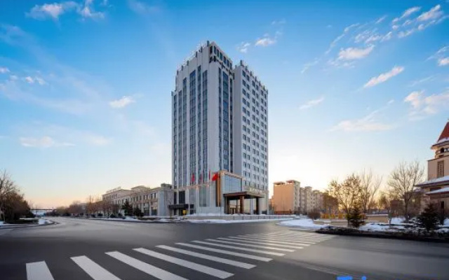 Me Hood Lestie — 4-star hotel in Kuytun