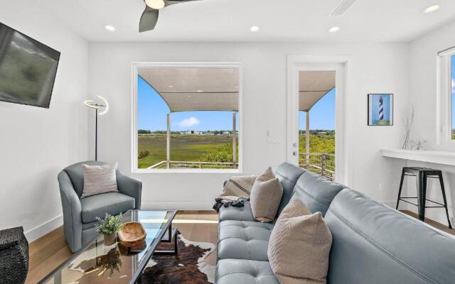 200 Riberia - Downtown Waterfront Luxury Home