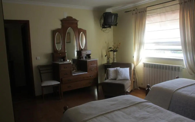 Quartos em vivenda serra da Estrela