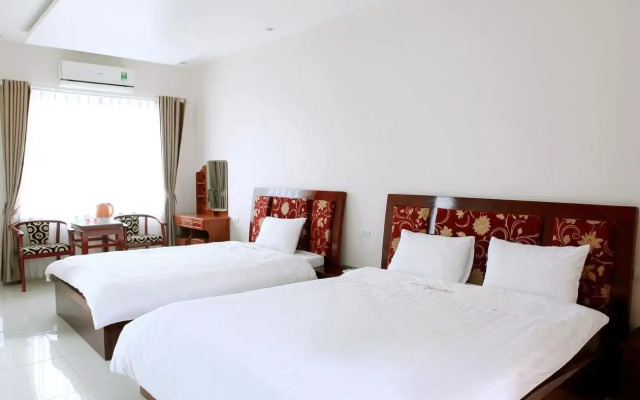 Ngoc Bach Hotel