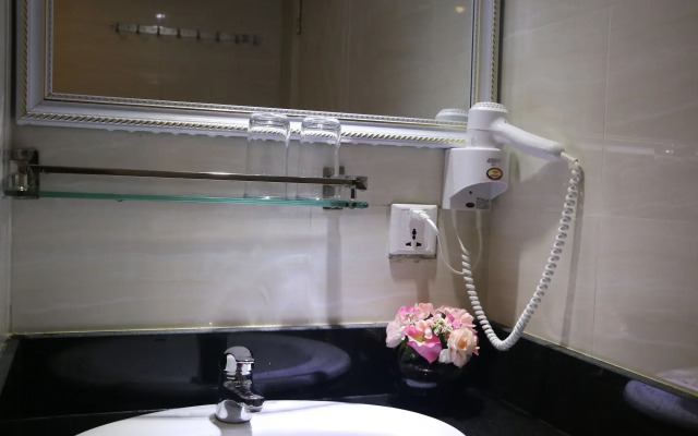 You Eng Hotel