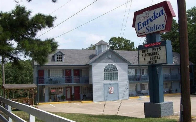 Eureka Suites
