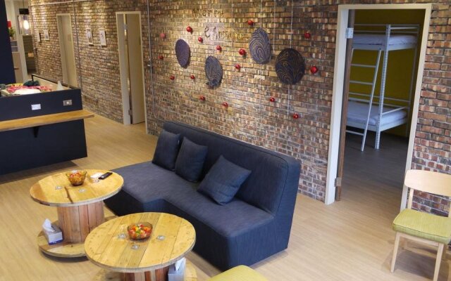 Comma Hostel