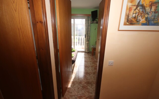 2 Bedroom House near Tombs of the Kings