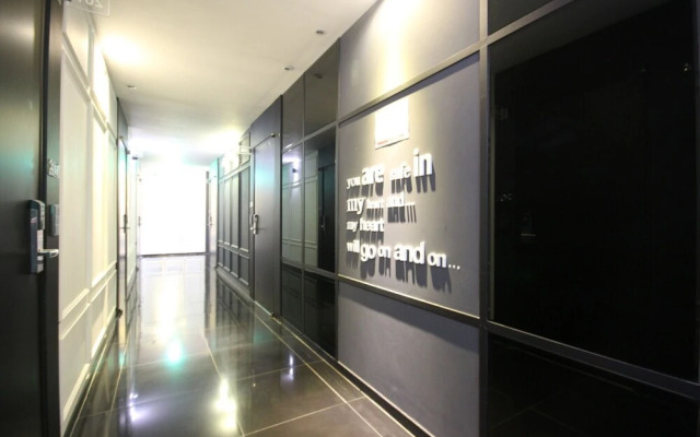 Jinju Broadway 42nd Street