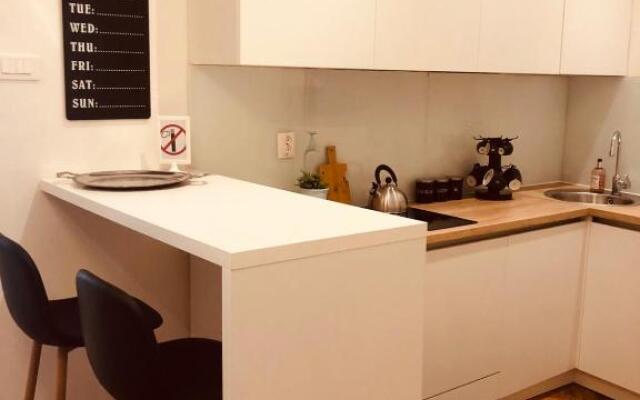 Room 44