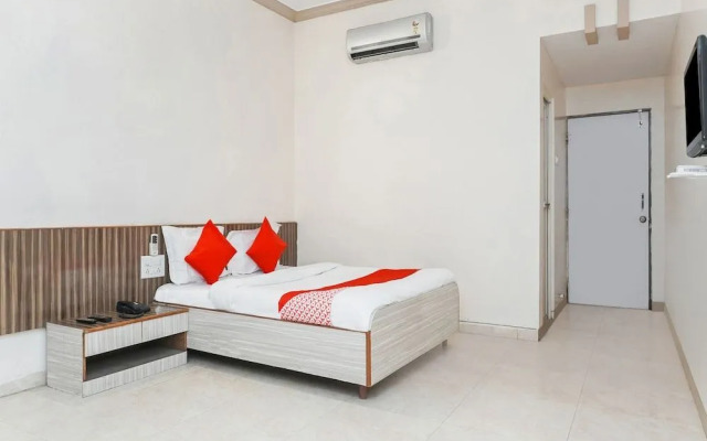 Suraj Residency by OYO Rooms