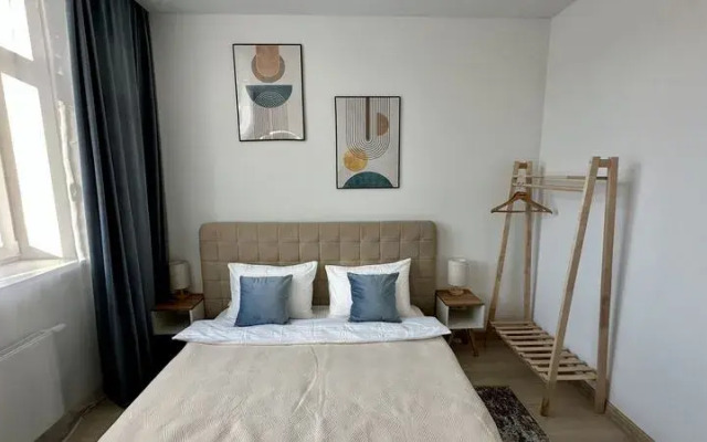 Уютные апартаменты на улице Газовиков 73 к. 4