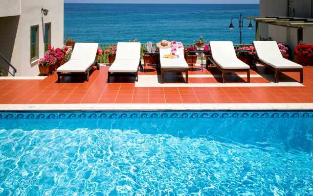 Kenta Beach Hotel
