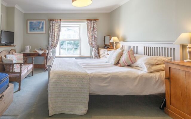 Treweens Bed & Breakfast