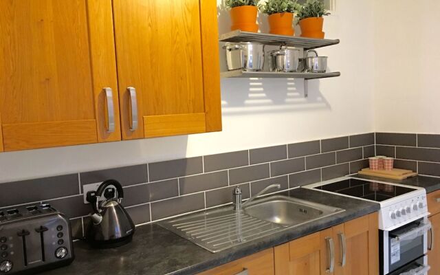 Netley Village Apartment