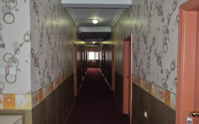 Saray Hotel