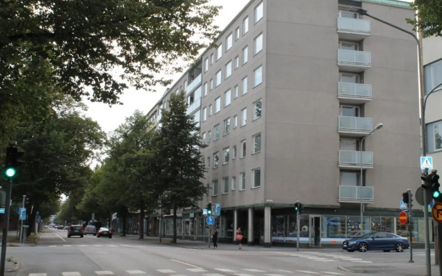 Valtakatu 2