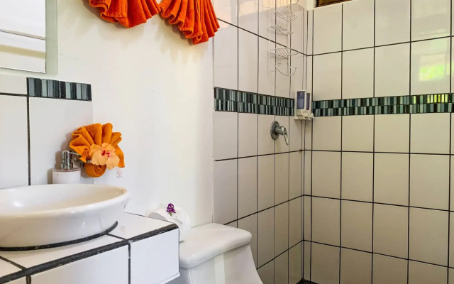 Hotel Las Caletas Lodge