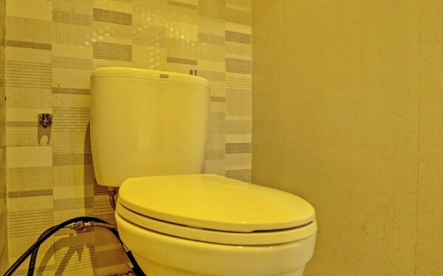 Super OYO Capital O 92633 Spring Hotel Gubeng