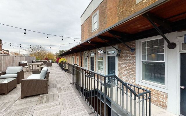 563 King Signature Apartments
