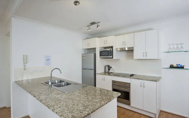 Shoal Bay Beachclub, Level 1, Beachclub, Unit 10