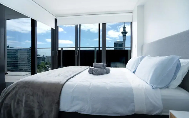 Luxury Sea View 2 Bedroom Apartment
