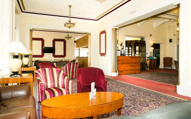 The Cumberland Hotel
