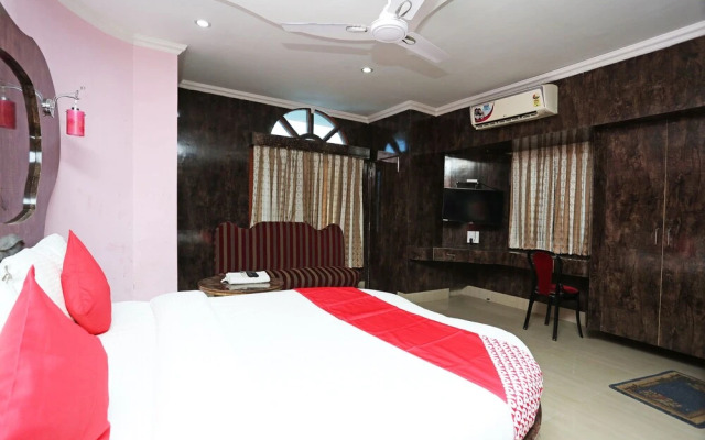 Hotel Benjamin by OYO Rooms
