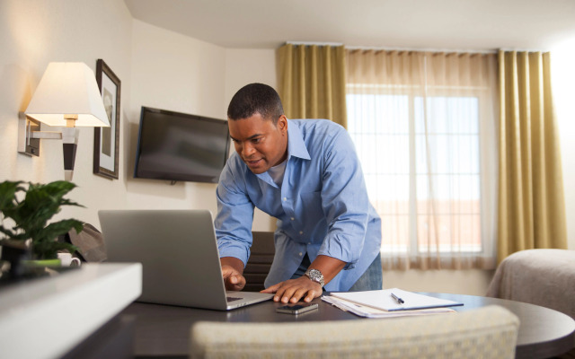 Sonesta Simply Suites Orange County Airport