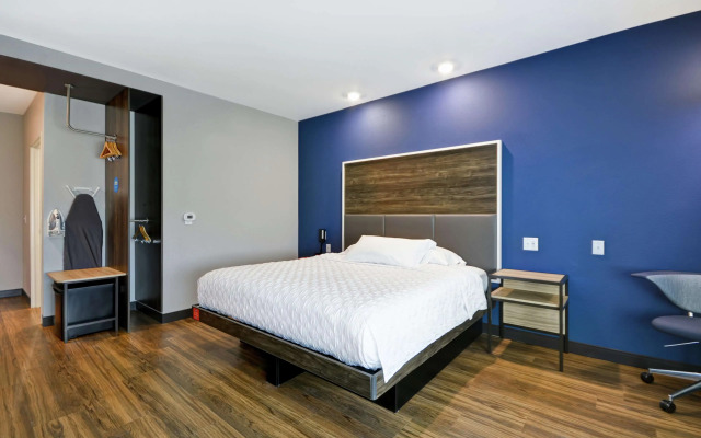 Tru by Hilton Sumter